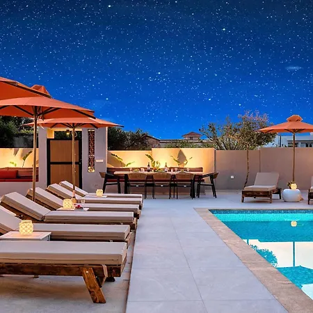 Villa Remezzo Heated Pool, Side Georgioupoli
